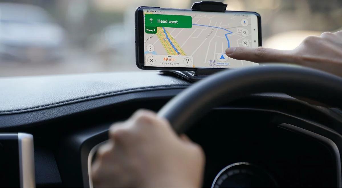 Napadnięci z winy... Google? Gigant pozwany za wytyczone trasy
