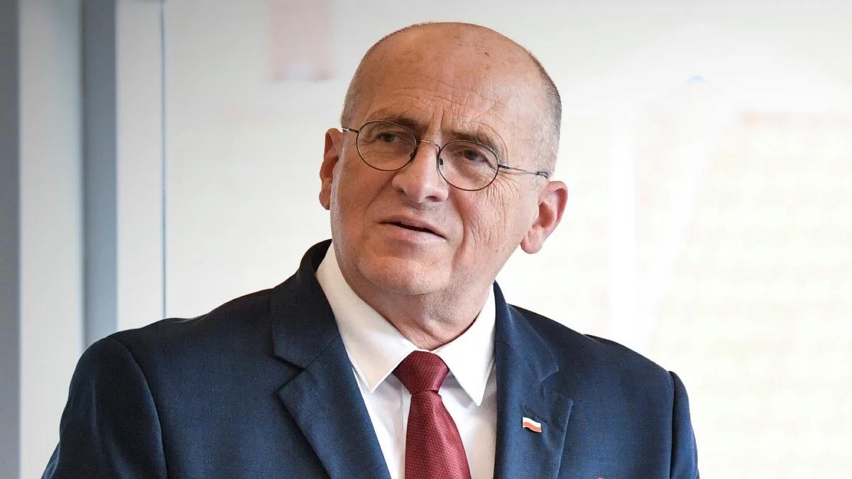 Rau: brak zadośćuczynienia tworzy problem polityczny i obciąża przyszłość relacji niemiecko-polskich