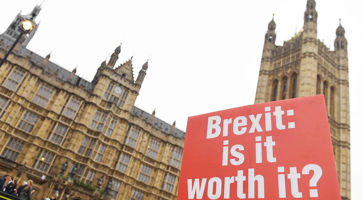 Ekspert o negocjacjach ws. Brexitu: brak porozumienia oznacza chaos