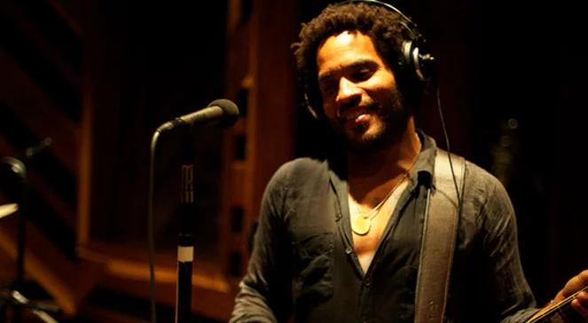 Lenny Kravitz wystąpi w poniedziałek w łódzkiej Atlas Arenie