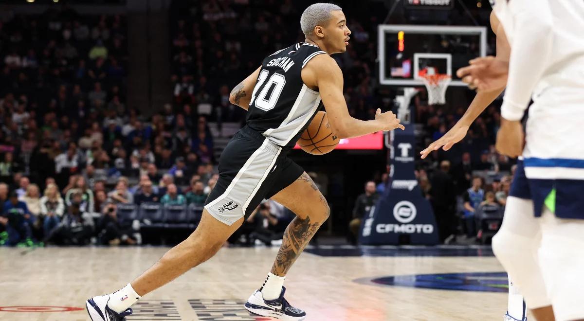 NBA: Jeremy Sochan wreszcie trafił "trójki". Spurs tym razem przegrali z Timberwolves 