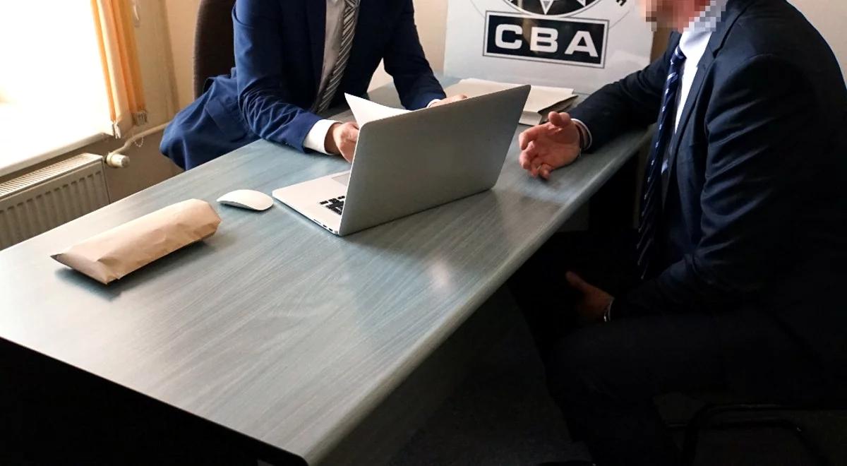 Nieprawidłowości w oświadczeniach małopolskiego urzędnika? CBA zawiadamia prokuraturę
