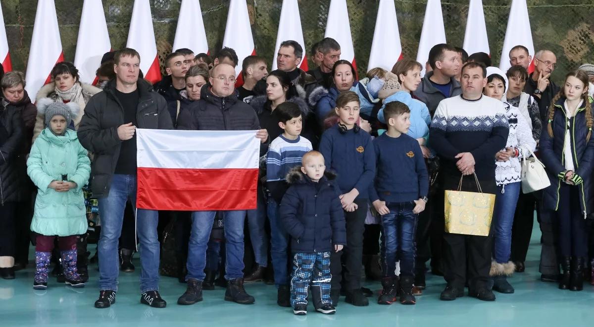 Ponad 150 Polaków z Kazachstanu przyleciało we wtorek wieczorem do Warszawy