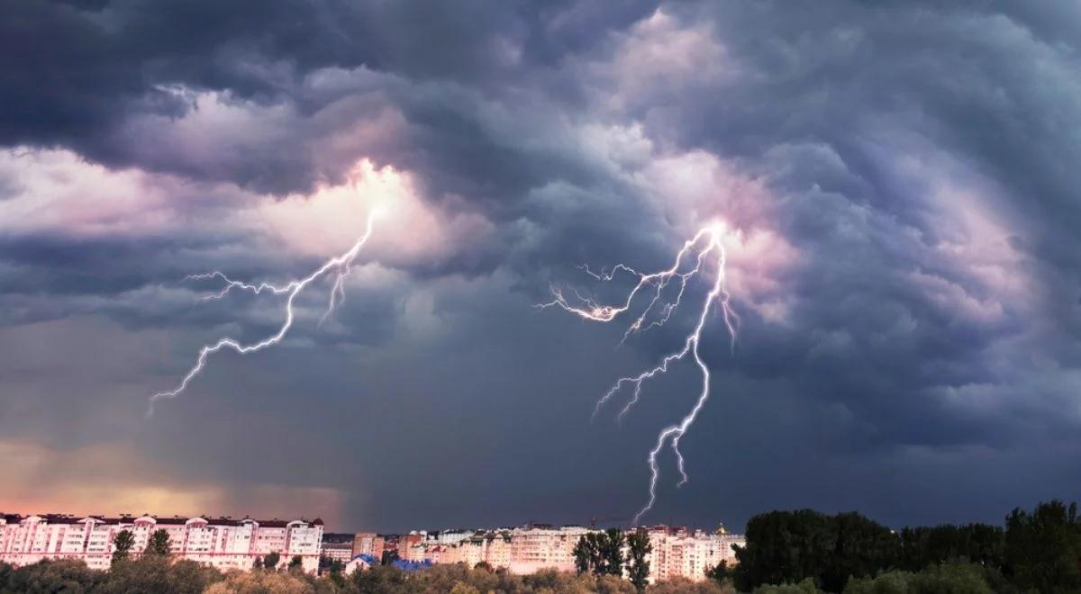 W sobotę burze w zachodniej części kraju. IMGW wydał ostrzeżenia