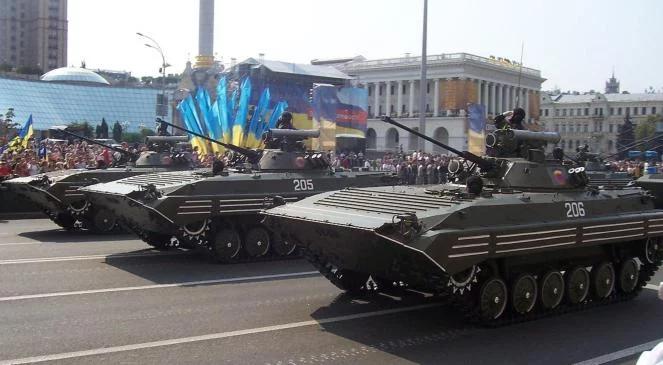 Ukraina wprowadza stopniowo armię zawodową