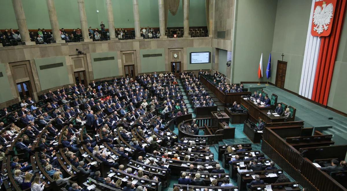 Kto wygrałby wybory parlamentarne? Jest nowy sondaż