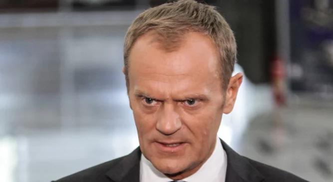 Tusk o utrzymaniu podatku VAT na poziomie 23 proc.