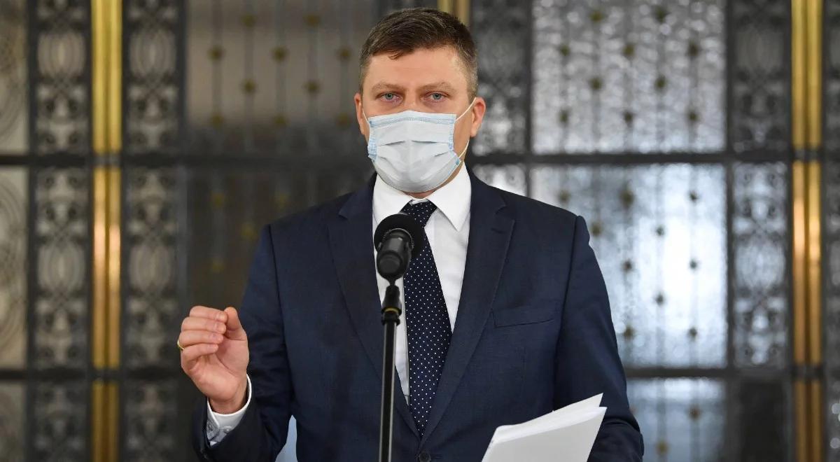 Polak w śpiączce dostanie paszport dyplomatyczny. Wiceminister sprawiedliwości: to kwestia godzin