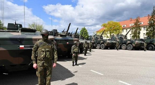 "Budujemy nasz potencjał, dużo wydajemy na obronę narodową". Militarne podsumowanie roku 2021