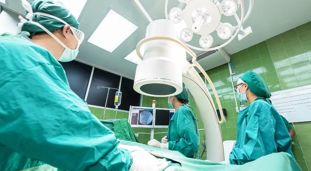Rząd pracuje nad projektem oddłużenia polskich szpitali. Jednym z pomysłów ma być powołanie Agencji Restrukturyzacji Szpitali