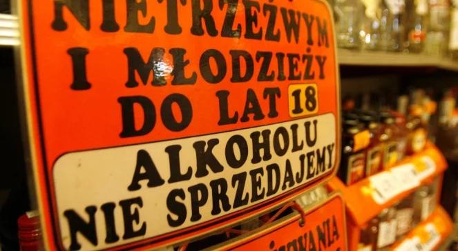 Dorośli są odpowiedzialni za problemy alkoholowe młodzieży