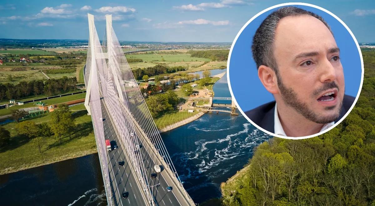 Niemiecki europoseł rosyjskiego pochodzenia: pozwiemy Polskę