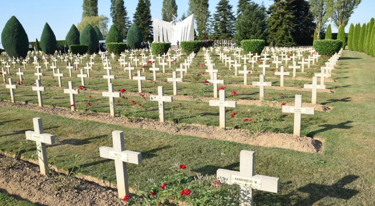 Rocznica walk Polaków w Normandii. Uroczystości ku pamięci żołnierzy gen. Maczka