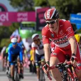 Giro d'Italia: Hiszpan samotnie finiszuje, Rafał Majka wciąż wysoko
