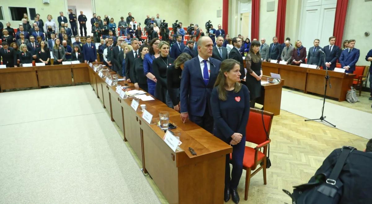 Paweł Adamowicz honorowym obywatelem Warszawy. Radni byli jednogłośni