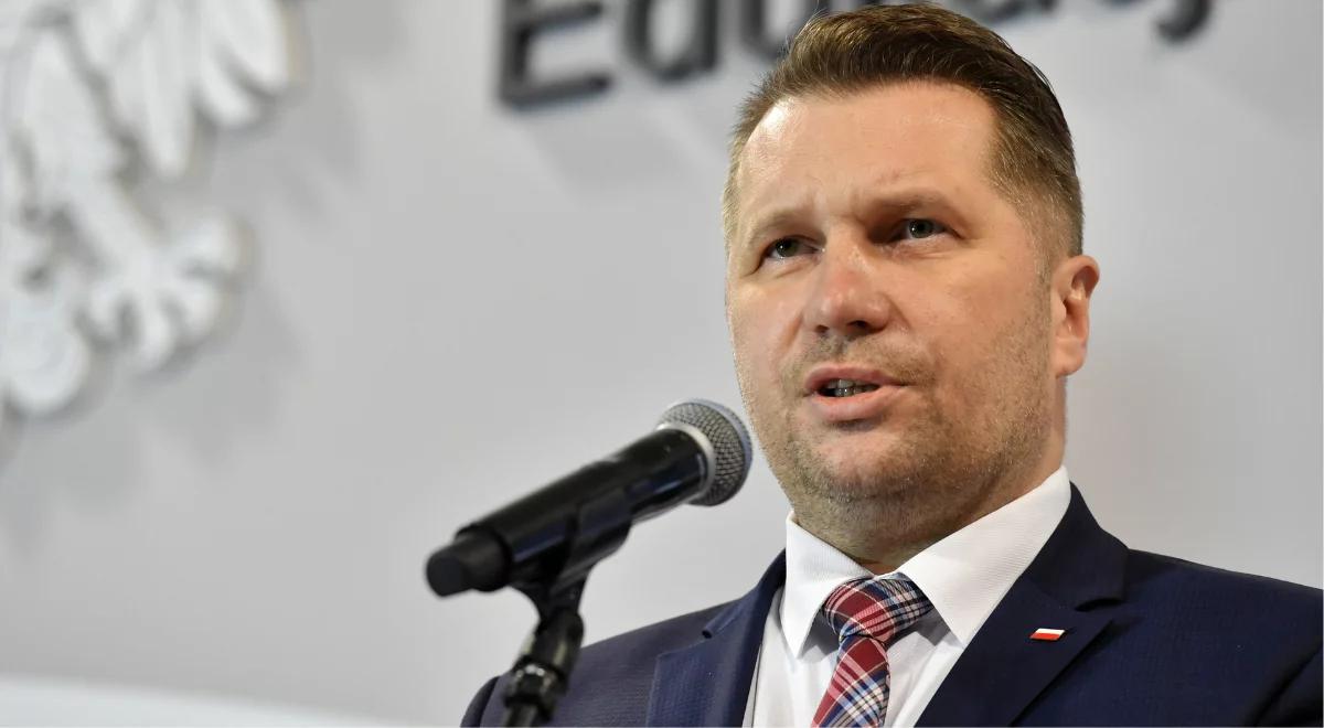 Szef MEiN ogłosił "Aktywny powrót do szkoły". Program ma na celu poprawę kondycji dzieci