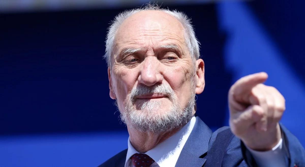 Macierewicz starł się z dziennikarzem. "TVN od 14 lat jednoznacznie kłamie"