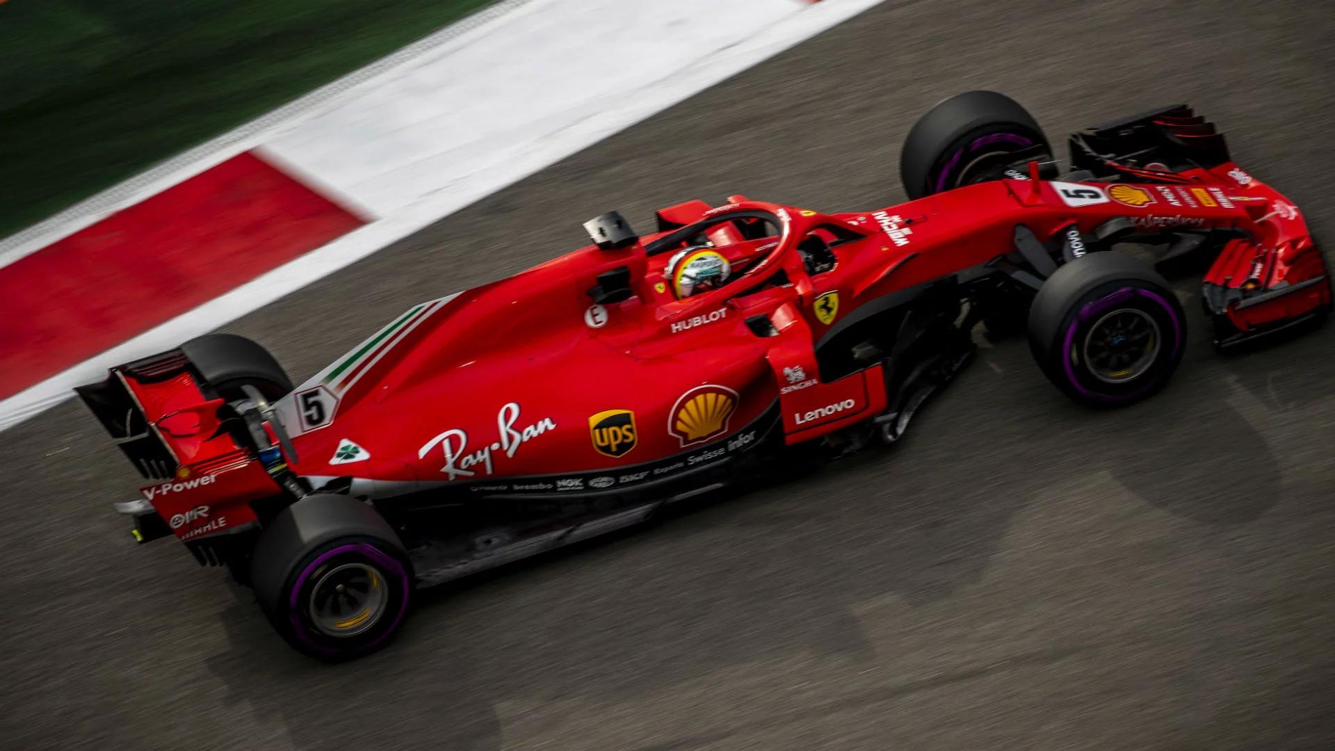 Grand Prix Rosji: piątkowe treningi dla Lewisa Hamiltona i Sebastiana Vettela 
