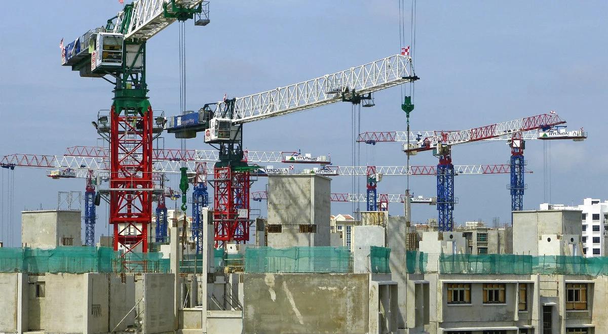 Eksperci: budownictwo może się rozwijać, ale potrzebne jest tu biznesowe podejście rządu i samorządów 