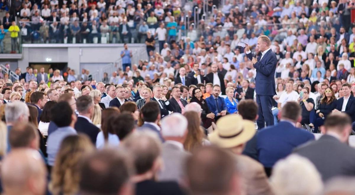 Tusk chce legalnej aborcji. Małecki: chce obciąć prawe skrzydło w PO