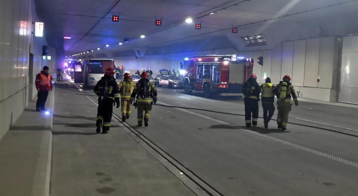 "Huk i dym. Zachowaj spokój". Alert RCB w Warszawie