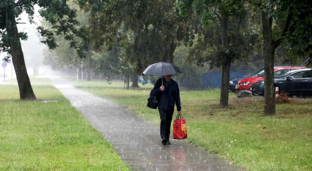 Pogoda na weekend. Czekają nas ulewy i burze. IMGW ostrzega