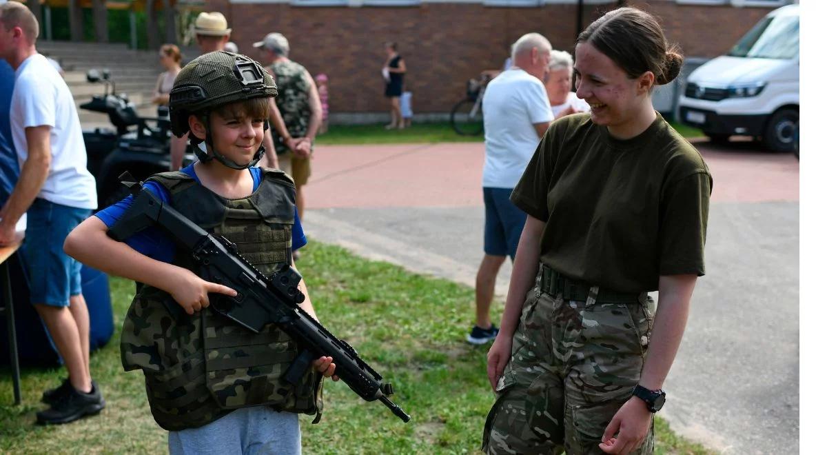 Nowoczesny sprzęt, spotkania z żołnierzami. MON zaprasza na pikniki w blisko 70 miejscowościach