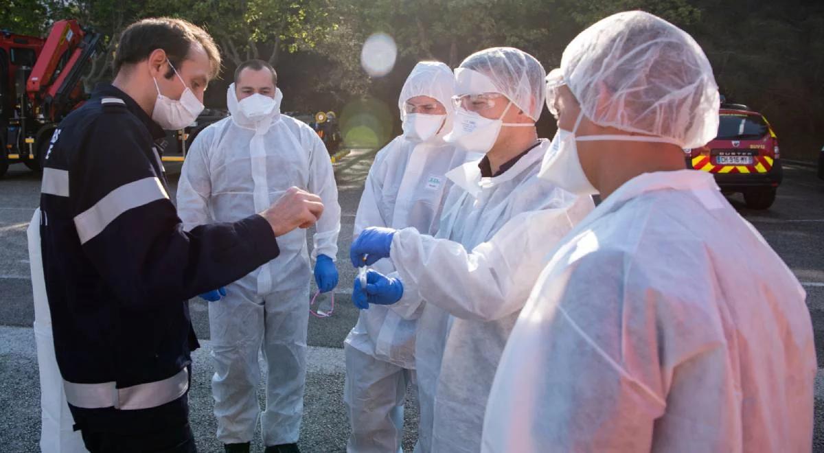 Specjalne premie i ulgi. Francja wspiera walczących z COVID-19