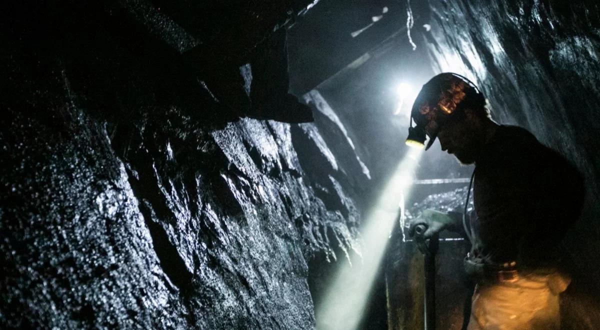 Węgiel kamienny. Wydobycie w Polsce dynamicznie spada. Jest jednak niezbędny w transformacji energetycznej