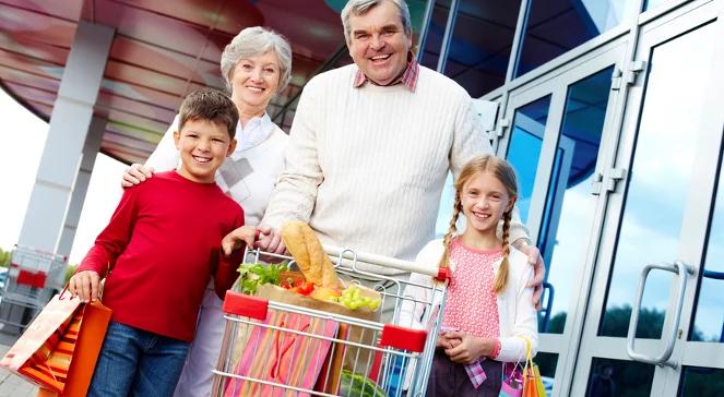 Jak Biedronka i Lidl zarobią na świątecznych zakupach Polaków