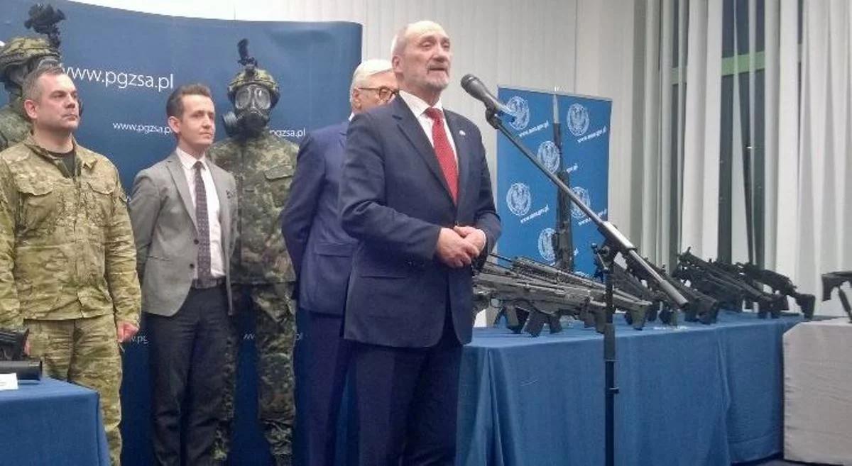  Macierewicz: chcemy kupować sprzęt dla armii w polskich zakładach