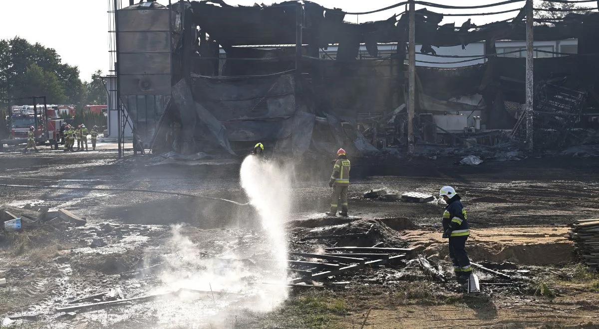 Olbrzymi pożar na Pomorzu. Zawaliła się hala