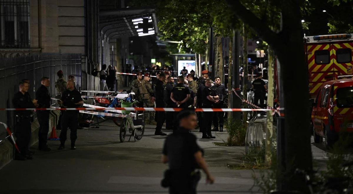Nożownik zaatakował żołnierza w Paryżu. Wykrzykiwał jedno hasło