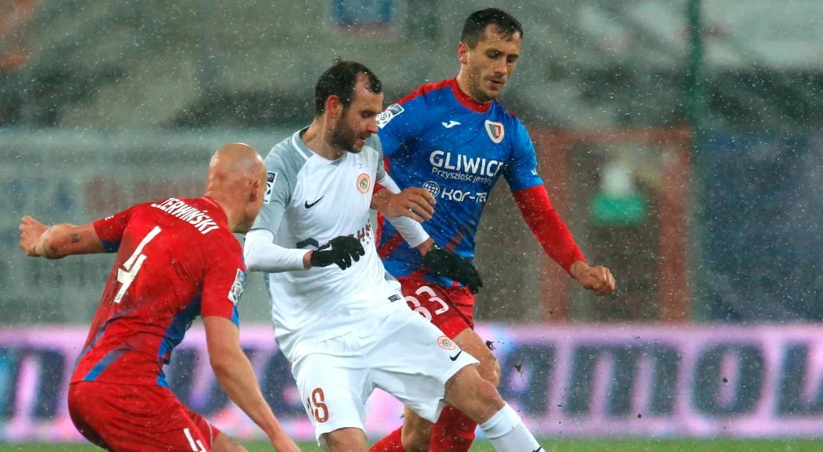 Ekstraklasa: piłkarze nie rozgrzali kibiców w Gliwicach. Piast remisuje z Zagłębiem