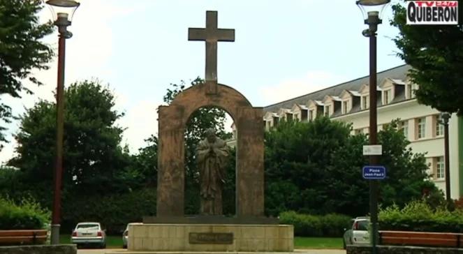 Francja: sąd nakazał zdemontowanie pomnika Jana Pawła II 