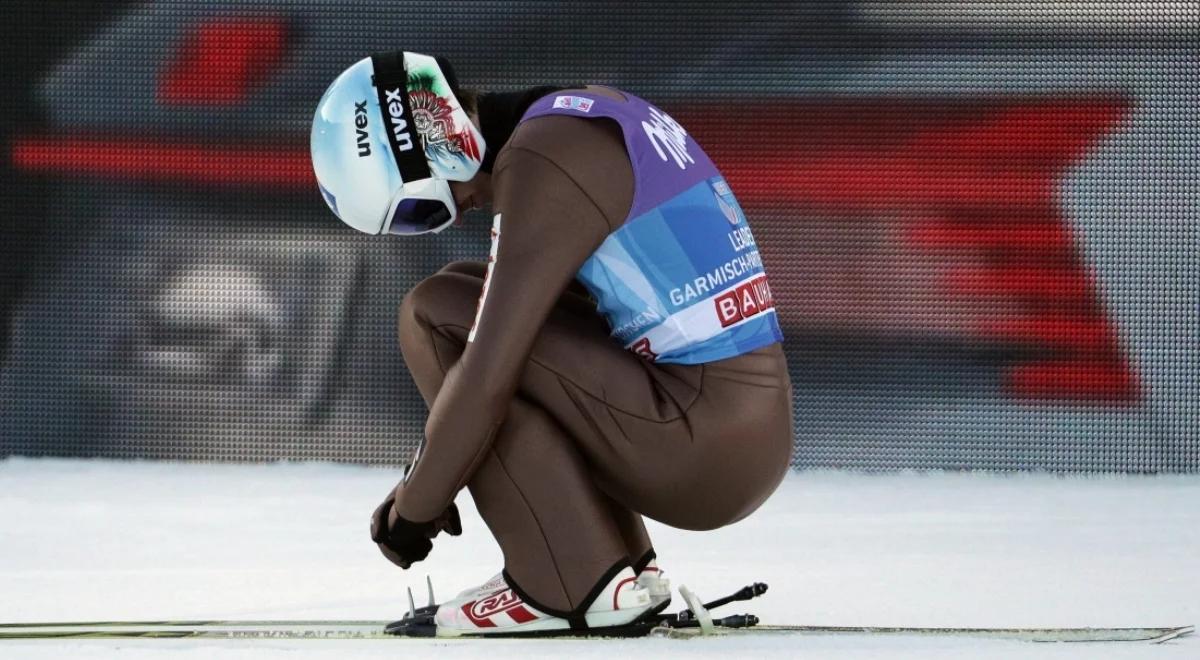 Turniej Czterech Skoczni: Kamil Stoch "jest w takiej formie, że..." - skupiony nie słucha, robi swoje 