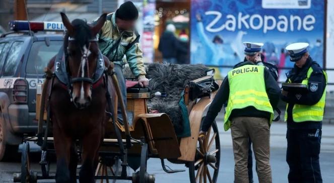 Tragiczny wypadek na Krupówkach. 80-latek nie żyje