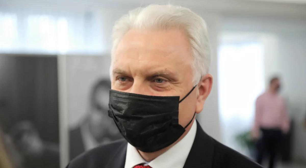 "Spadek zakażeń będzie się utrzymywał". Wiceminister zdrowia o tempie epidemii