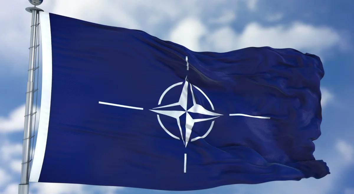 Zgromadzenie Parlamentarne krajów NATO: Trzeba ograniczyć przepływ rosyjskich finansów na Zachód 
