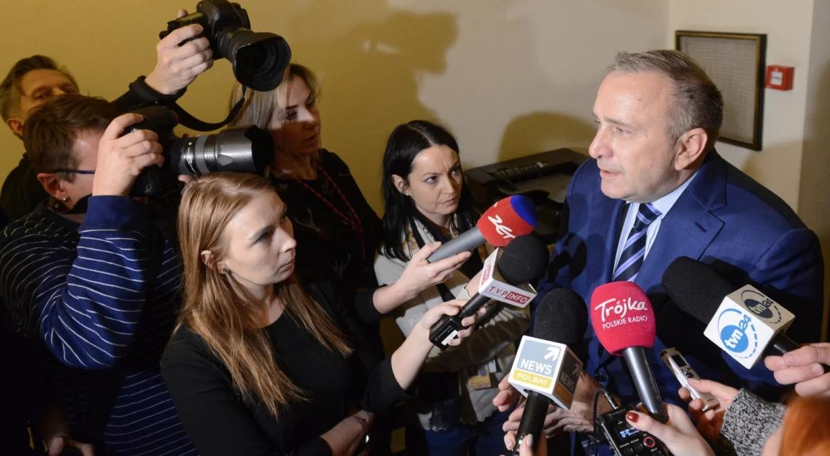 Grzegorz Schetyna zarzuca premierowi próbę oszustwa. Chodzi o dyskusję w Sejmie