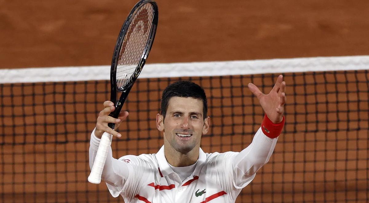 Roland Garros: Novak Djoković idzie jak burza. Serb zameldował się w 1/8 finału 