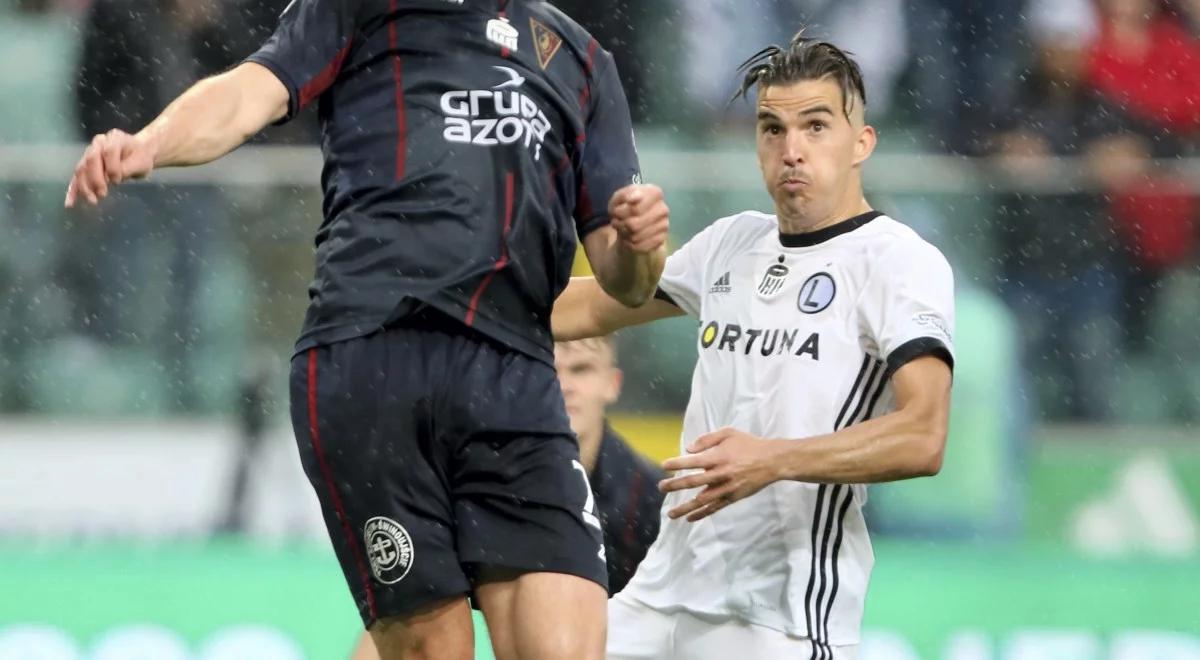 Ekstraklasa: Legia straci gwiazdę? Carlitos ma strzelać na Bliskim Wschodzie. Mioduski mówi o zmianach, ale wielu nie przewiduje 