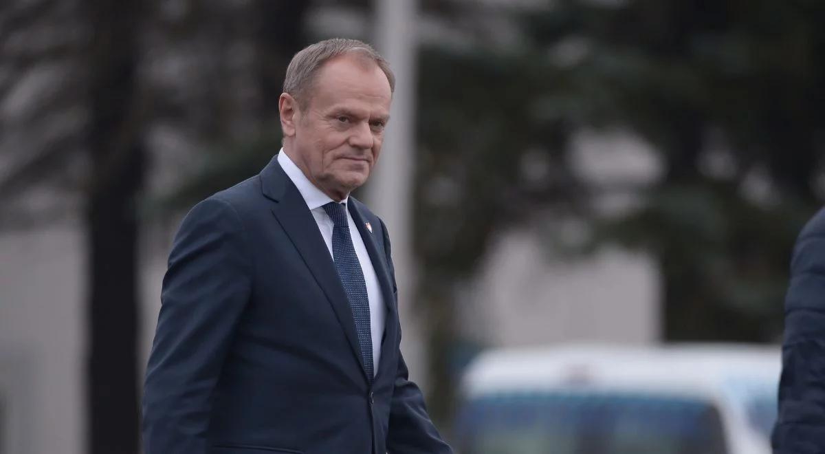 "Tusk może wprowadzić stan wyjątkowy i zdelegalizować PiS". Niemiecki dziennikarz o działaniach nowego premiera