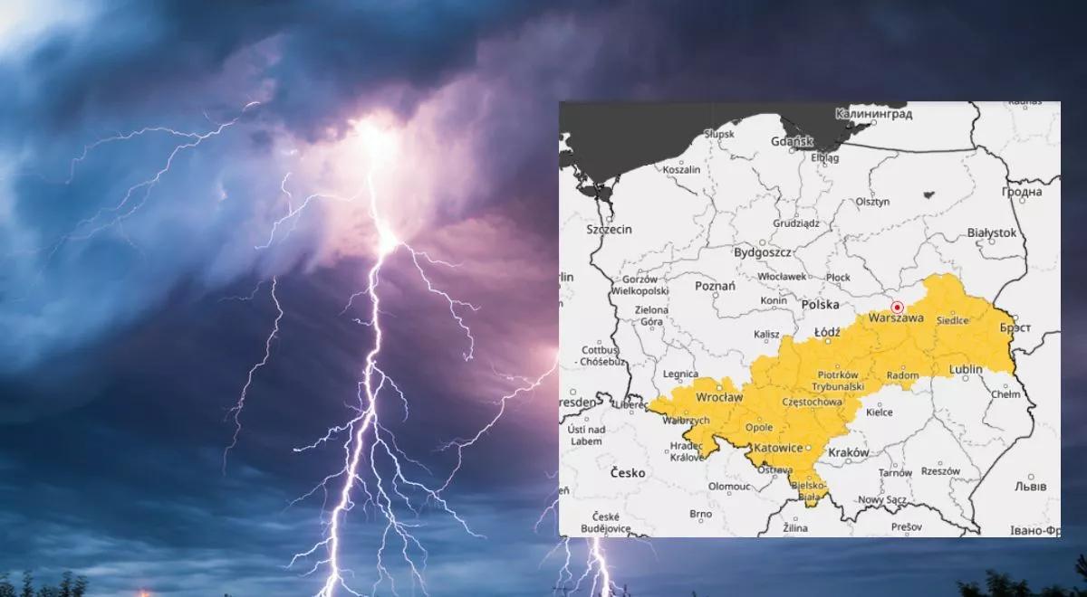 Uwaga na burze i ulewy. IMGW ostrzega mieszkańców kilku regionów