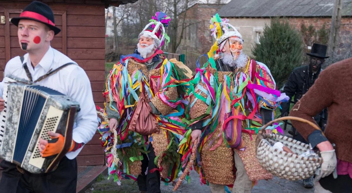 Kaszubskie zwyczaje świąteczne. "Gwiazdor to najbardziej charakterystyczna postać"