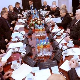 "Posiedzenie RBN ws. Smoleńska po raporcie polskiej komisji"