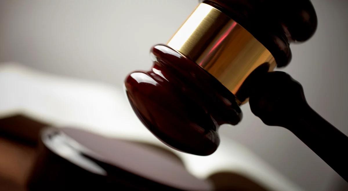 Egipt: Sąd zamraża aktywa obrońców praw człowieka i trzech NGO