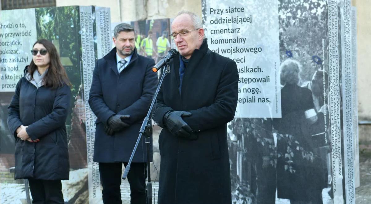 10. rocznica rozpoczęcia poszukiwań na "Łączce". Prof. Szwagrzyk: prezentujemy naszą pracę w formie wystawy