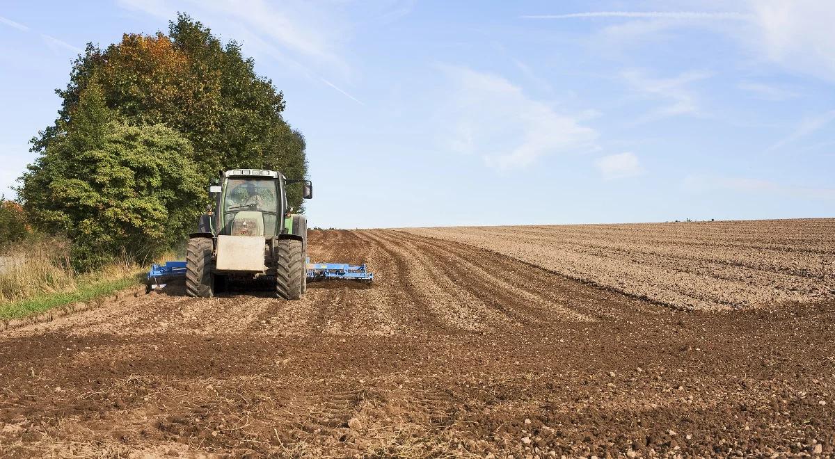 Zaskakujący raport o długach rolników