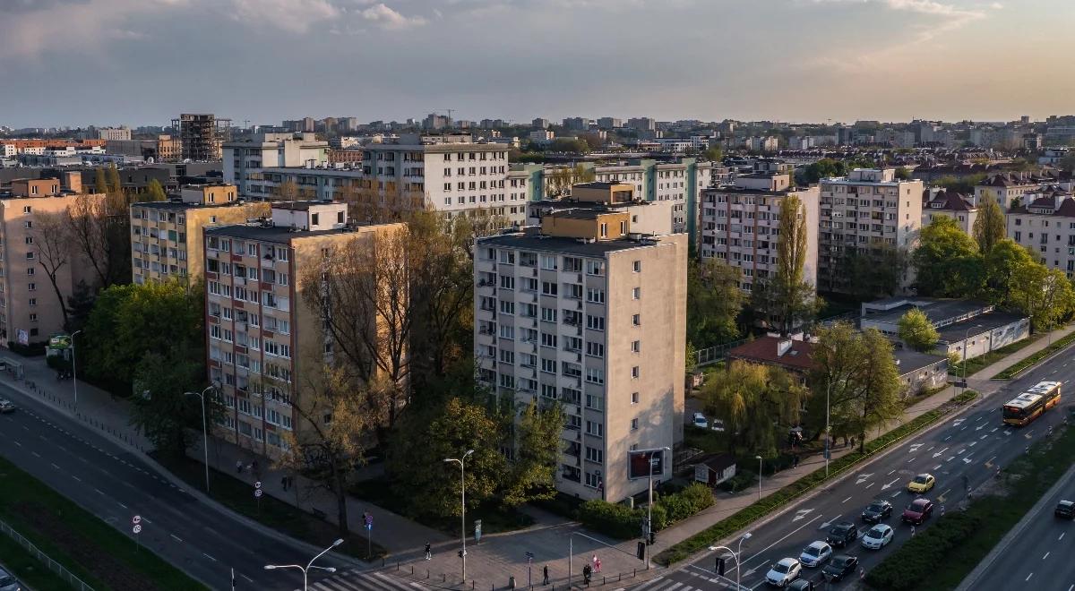 Zaskakujące dane z rynku mieszkań. Deweloperzy trzymają ceny, ale... 